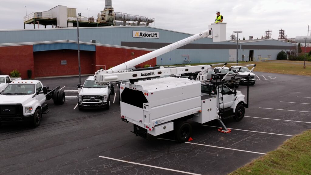 Engineering Safety How AxionLift Minimizes Boom Deflection at Height